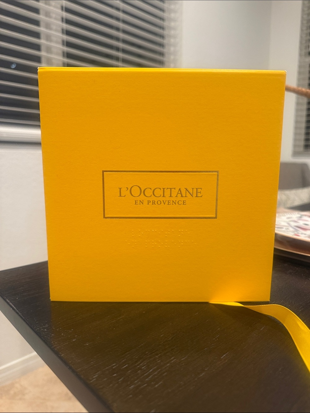 L’occitane gift box - Picture 2 of 5